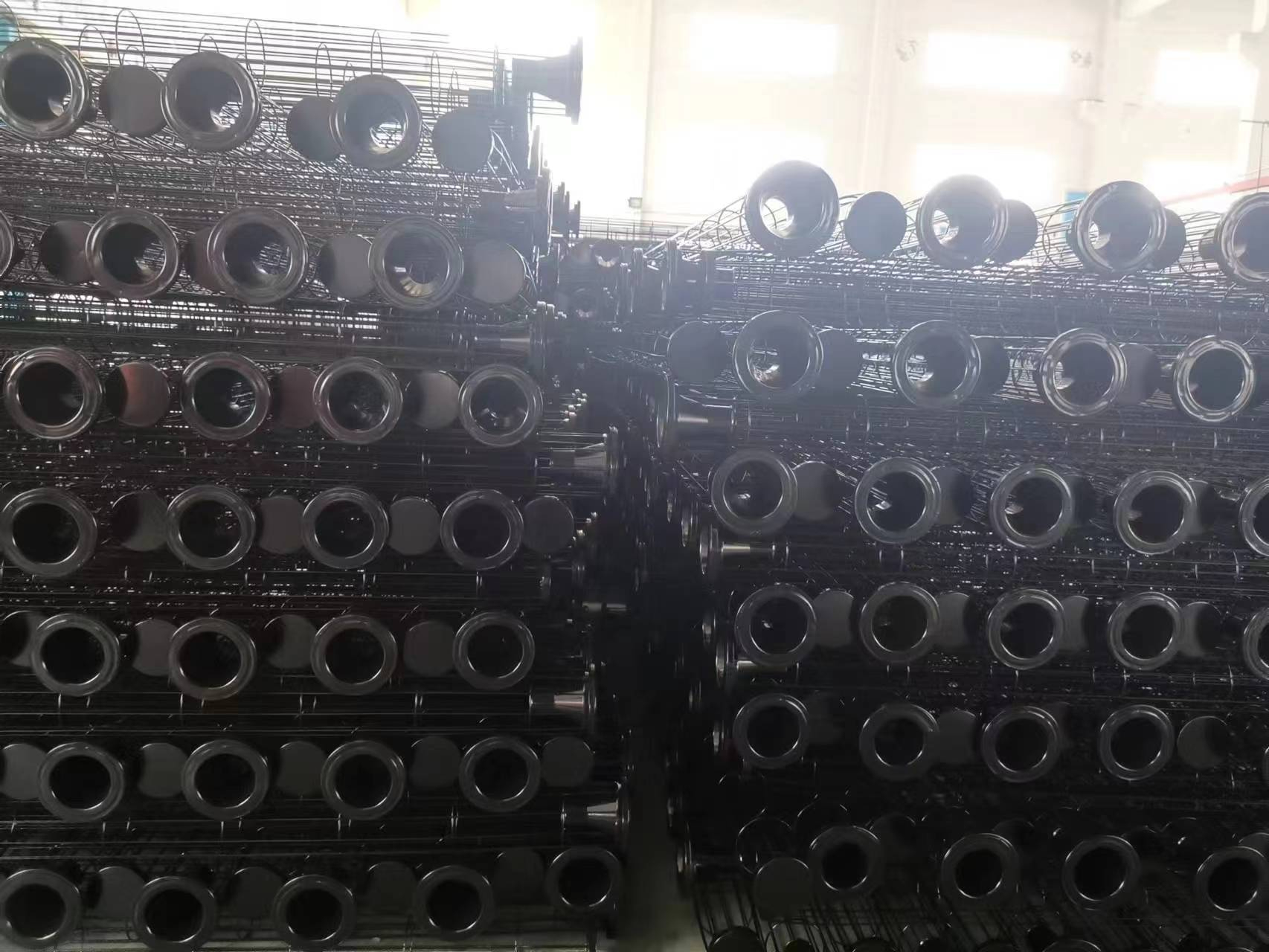 不锈钢耐腐蚀除尘滤袋骨架大大增加滤料的使用寿命